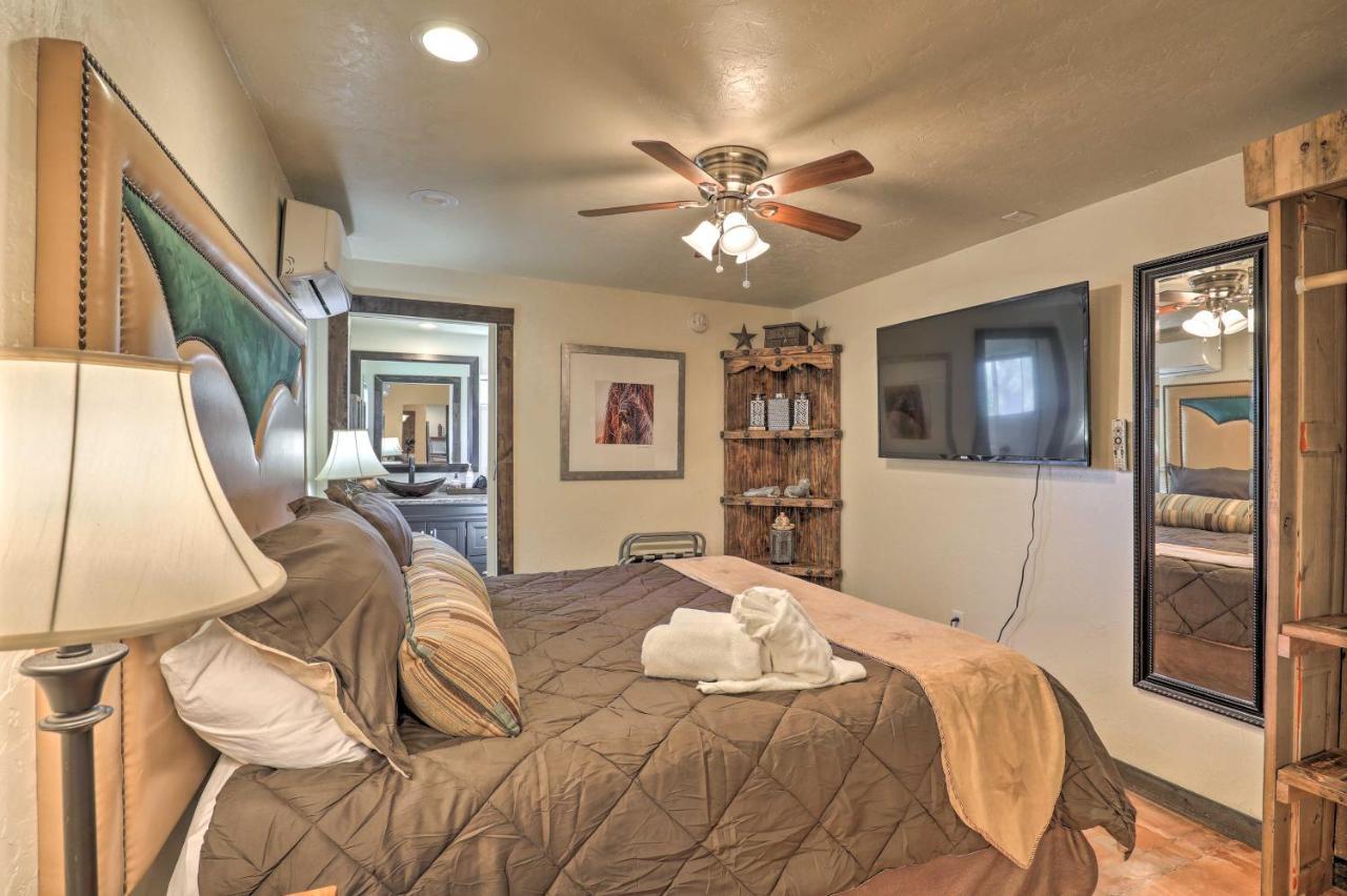 Pet-Friendly Tucson Casita Shared Hot Tub And Porch Villa Exterior photo